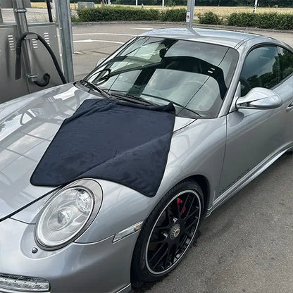 Serviette de Séchage Thirsty – Le premier aimant à eau au monde !